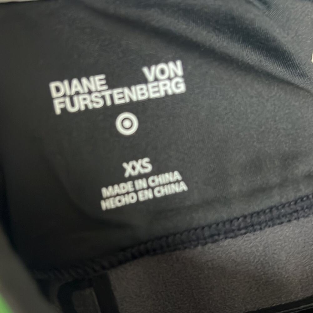 NWT Diane Von Furtenberg X Target Collab Sports Bra Pull On XXS - Picture 6 of 6